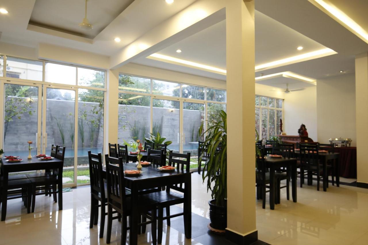 Holy Angkor Hotel Siem Reap Exterior photo